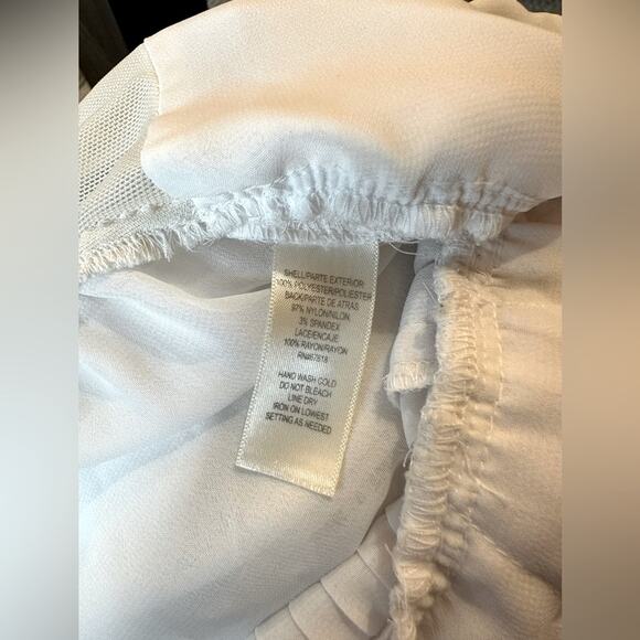 Flora Pleated‎ Lace Slip, Size Large. - Picture 6 of 8